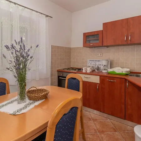 2 Bedroom Beautiful In 別荘